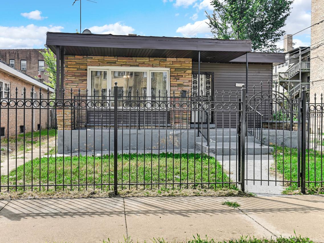 1749 E 71st Pl., Chicago, IL 60649