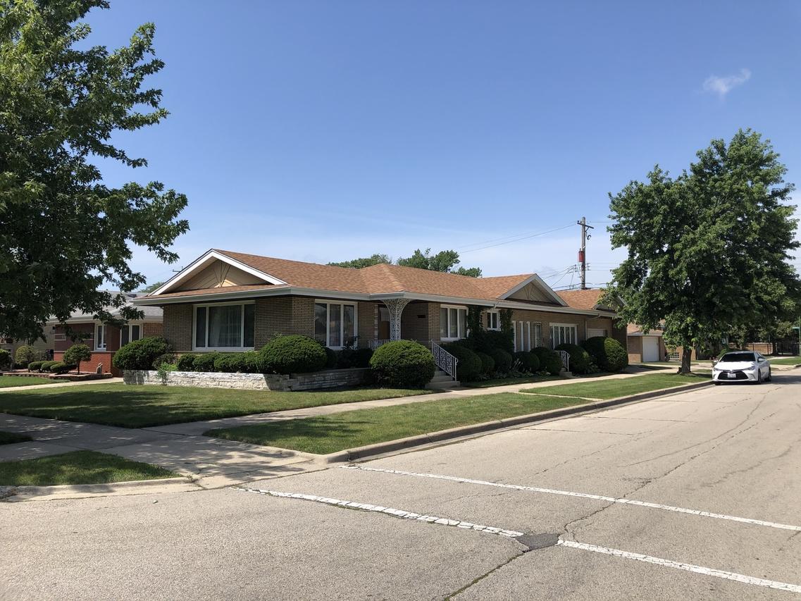 8600 S Kildare Ave., Chicago, IL 60652