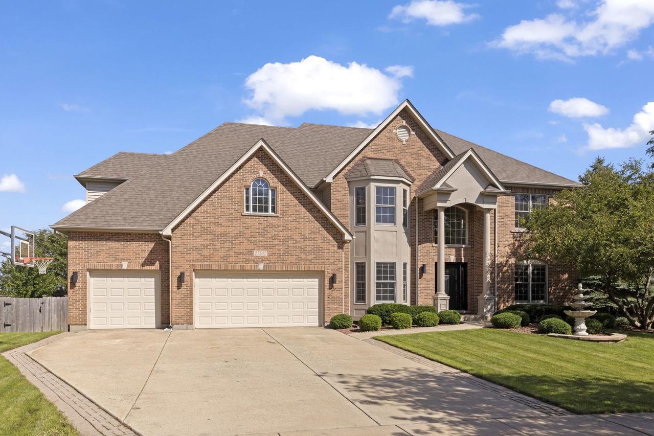 27107 Thornwood Blvd., Plainfield, IL 60585