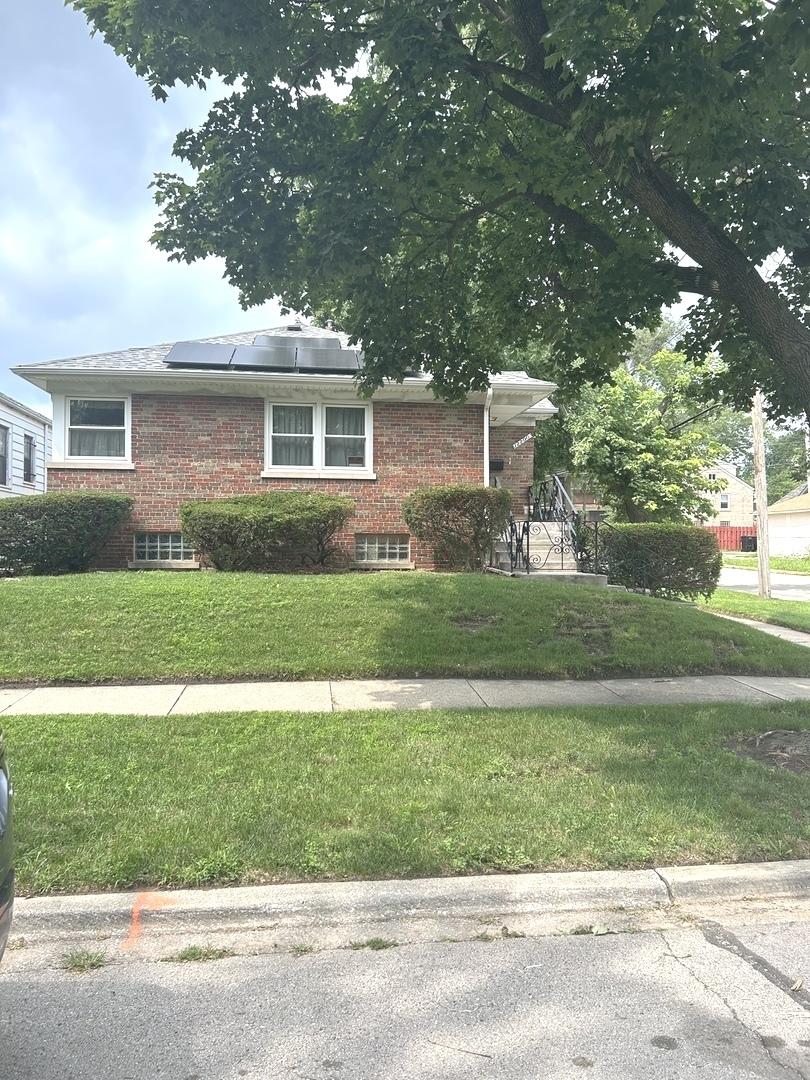 12200 S Yale Ave., Chicago, IL 60628