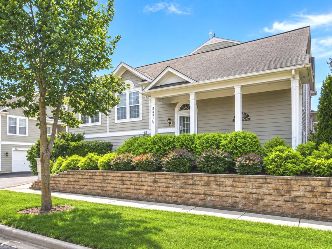 2431 Emily Ln., Elgin, IL 60124