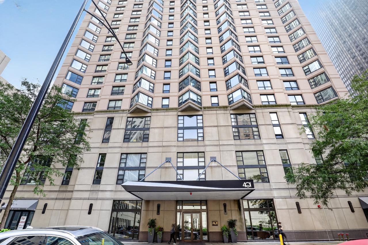 401 E Ontario St. #2203, Chicago, IL 60611