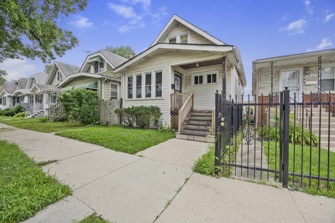 9926 S Wentworth Ave., Chicago, IL 60628