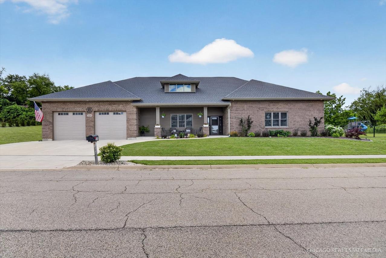 1210 Stonegate Dr., Marengo, IL 60152