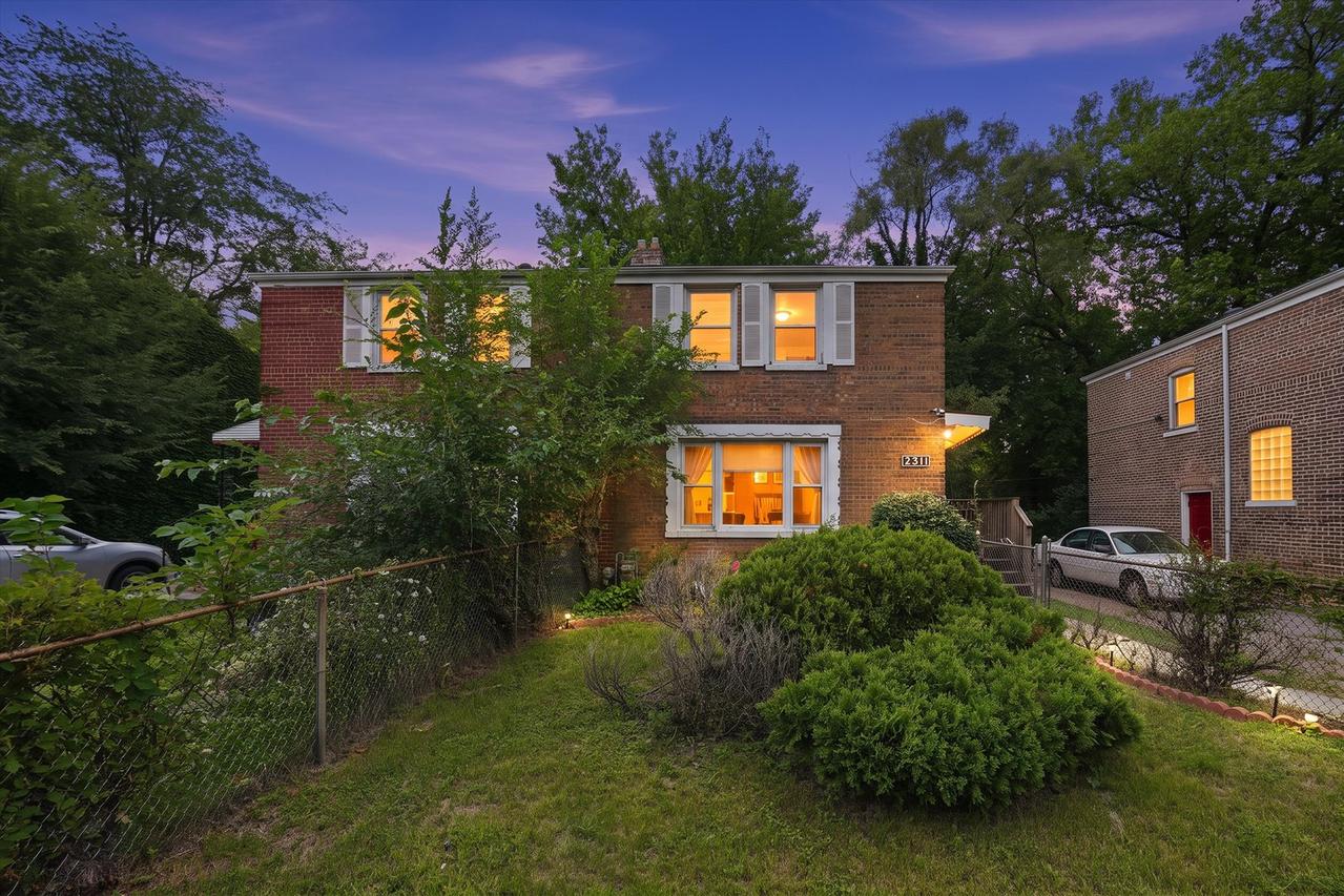 9709 S Yates Blvd., Chicago, IL 60617