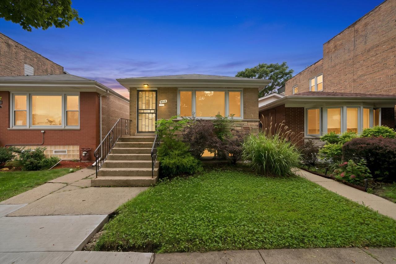8018 S Michigan Ave., Chicago, IL 60619