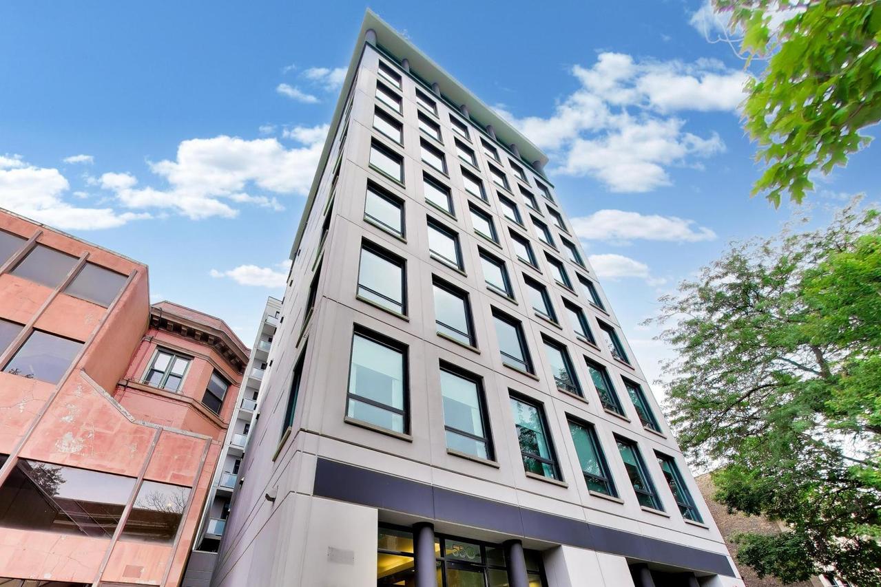 550 W Wellington Ave. #4E, Chicago, IL 60657