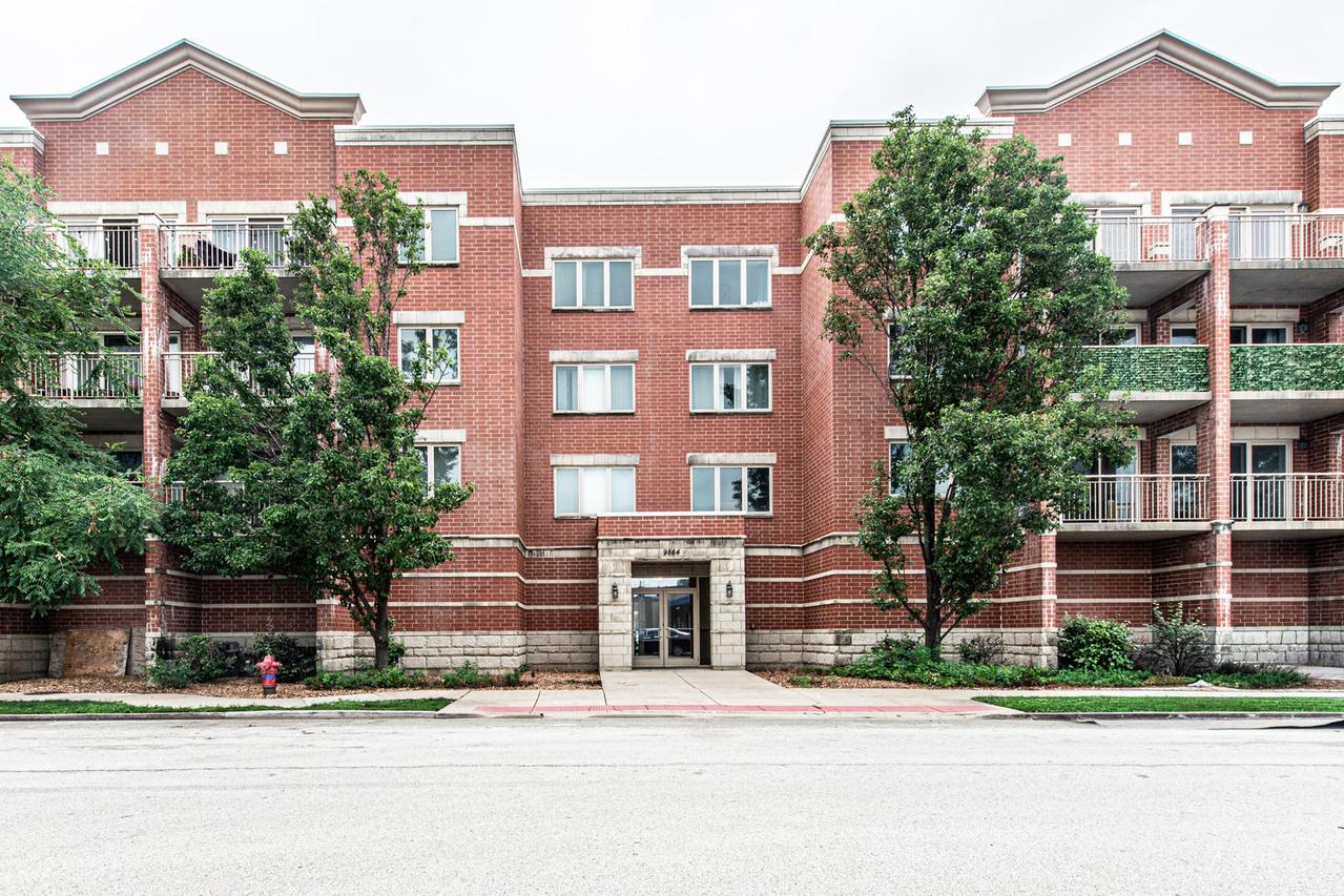 9864 W Leland Ave. #311, Schiller Park, IL 60176