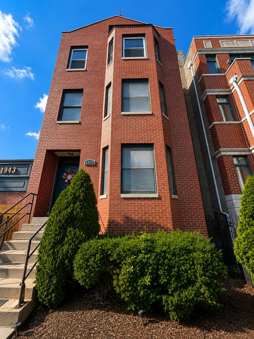 1966 W Diversey Pkwy. #2, Chicago, IL 60614