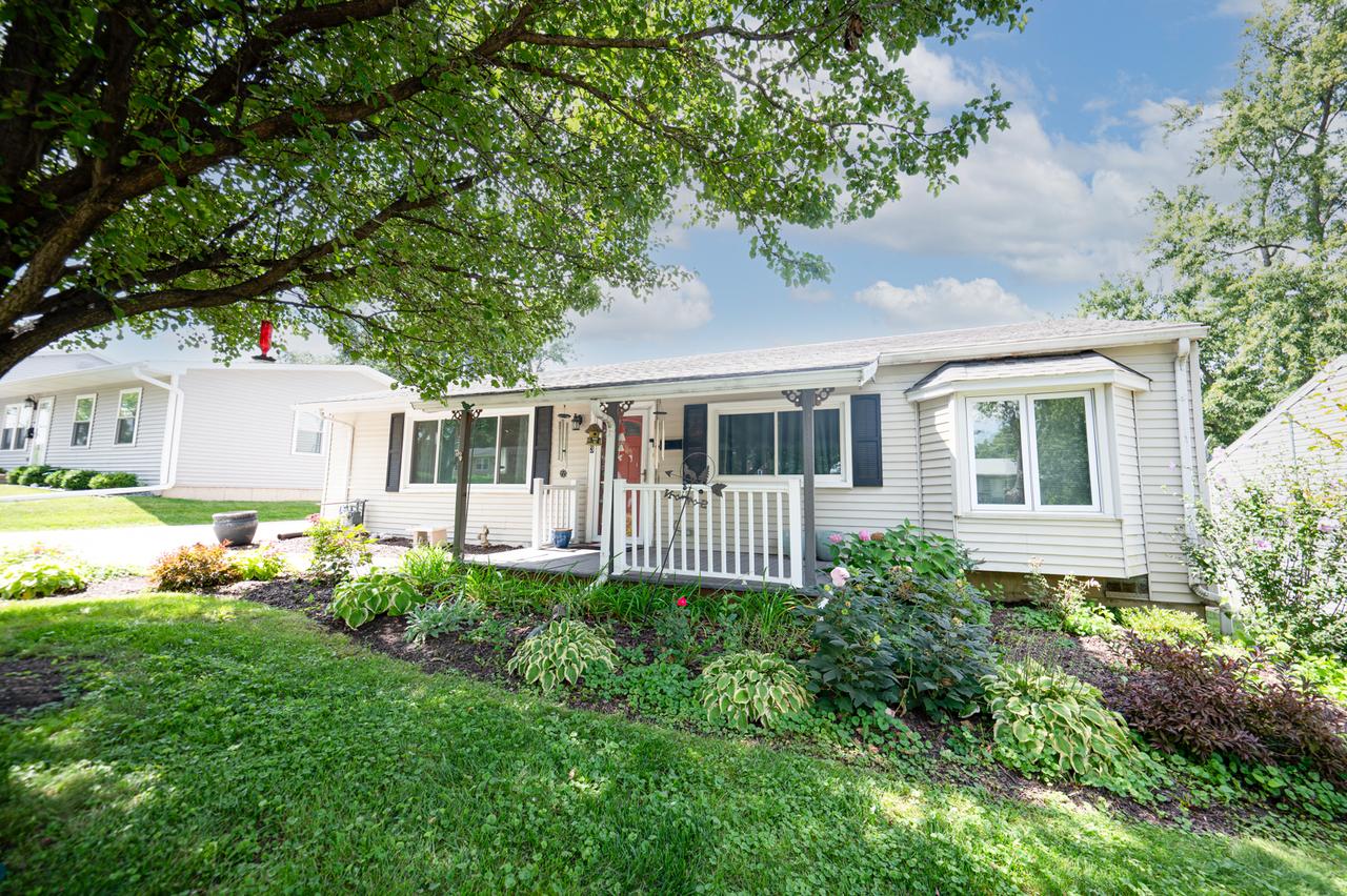 303 Macgregor Rd., Lockport, IL 60441