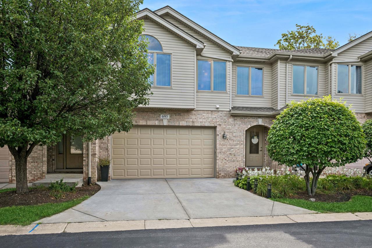 695 E Nerge Rd., Roselle, IL 60172