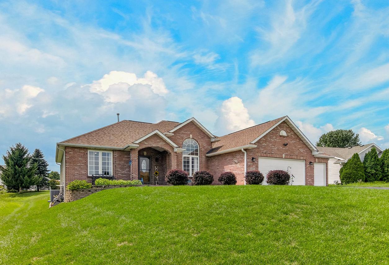 11074 Lemon Grass Ln., Roscoe, IL 61073