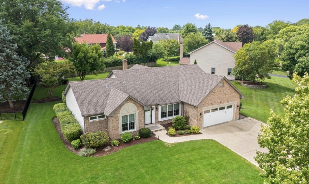 644 Country Club Dr., Itasca, IL 60143