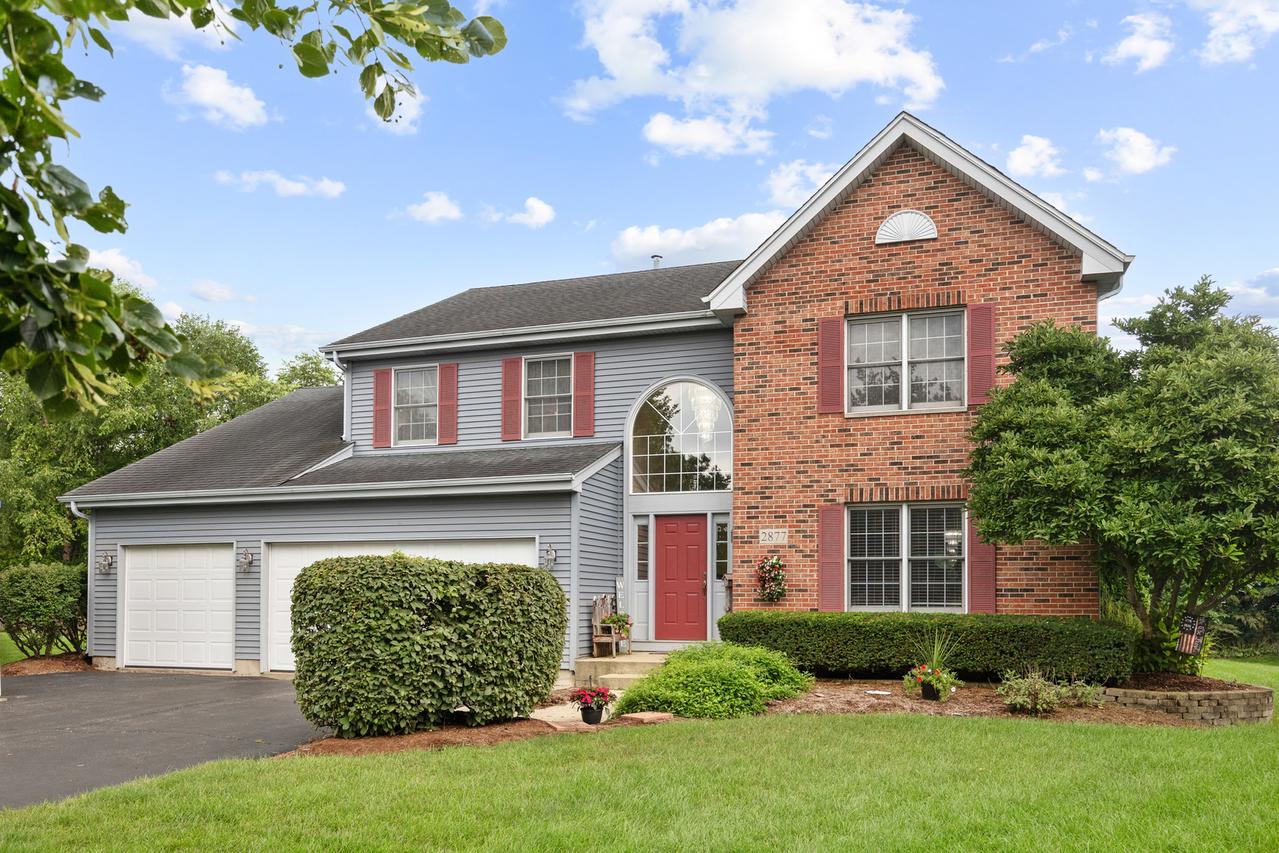 2877 Sarah Ct., Elgin, IL 60124