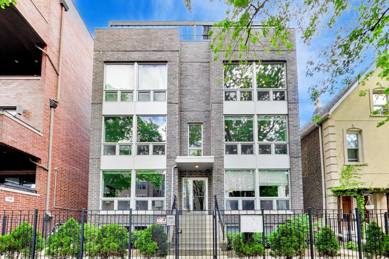 2140 W Rice St. #2E, Chicago, IL 60622