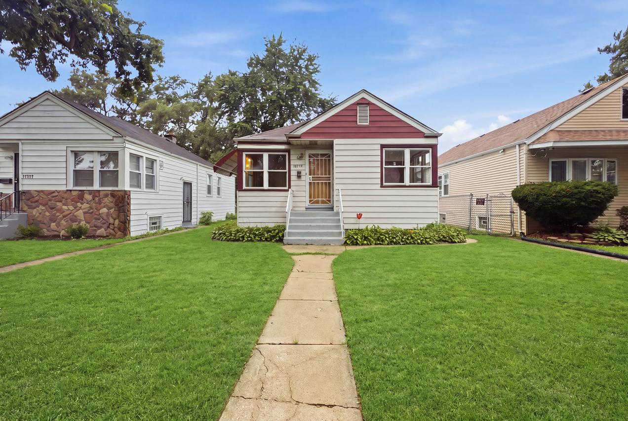 12212 S Morgan St., Chicago, IL 60643
