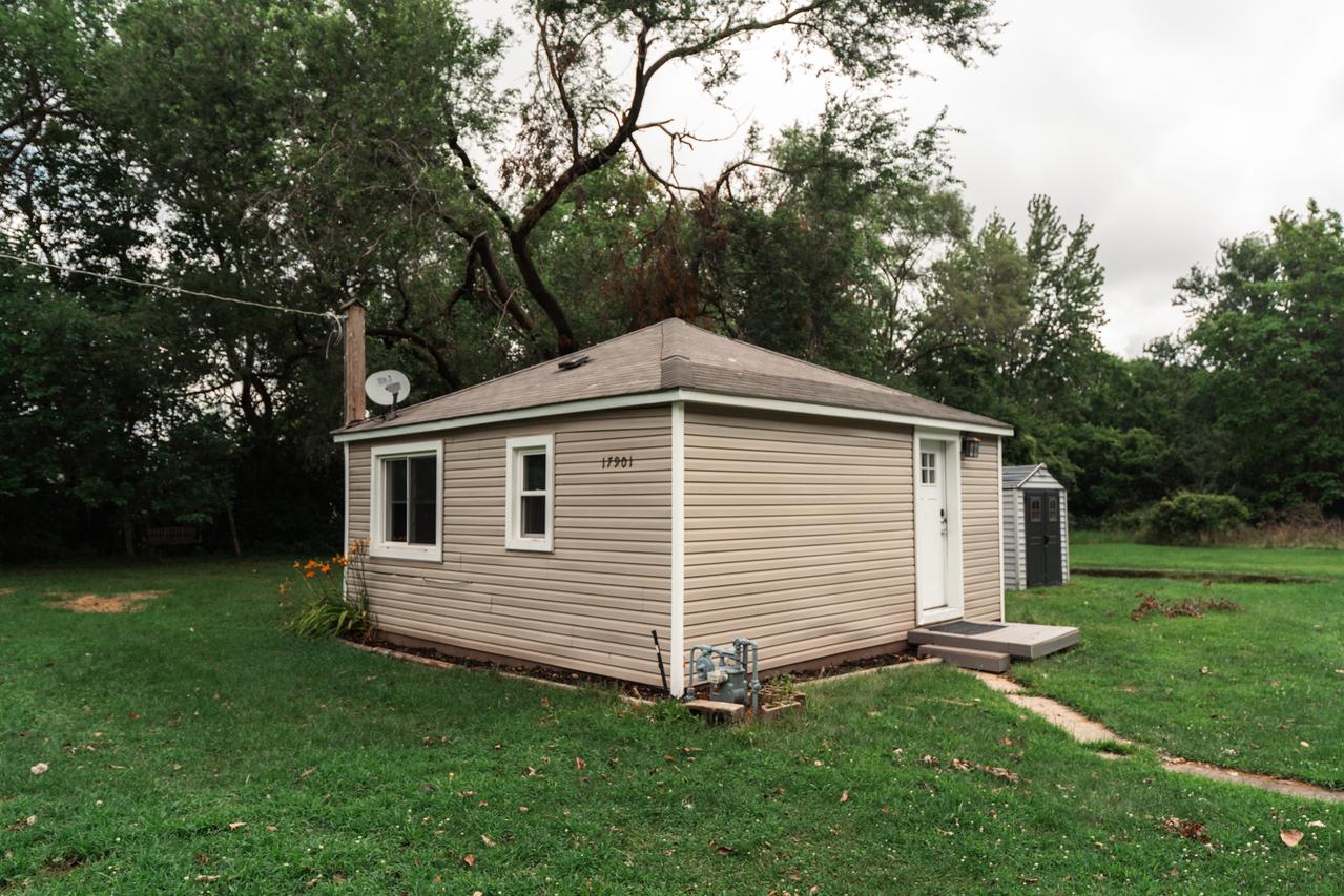 17901 Springfield Ave., Homewood, IL 60430