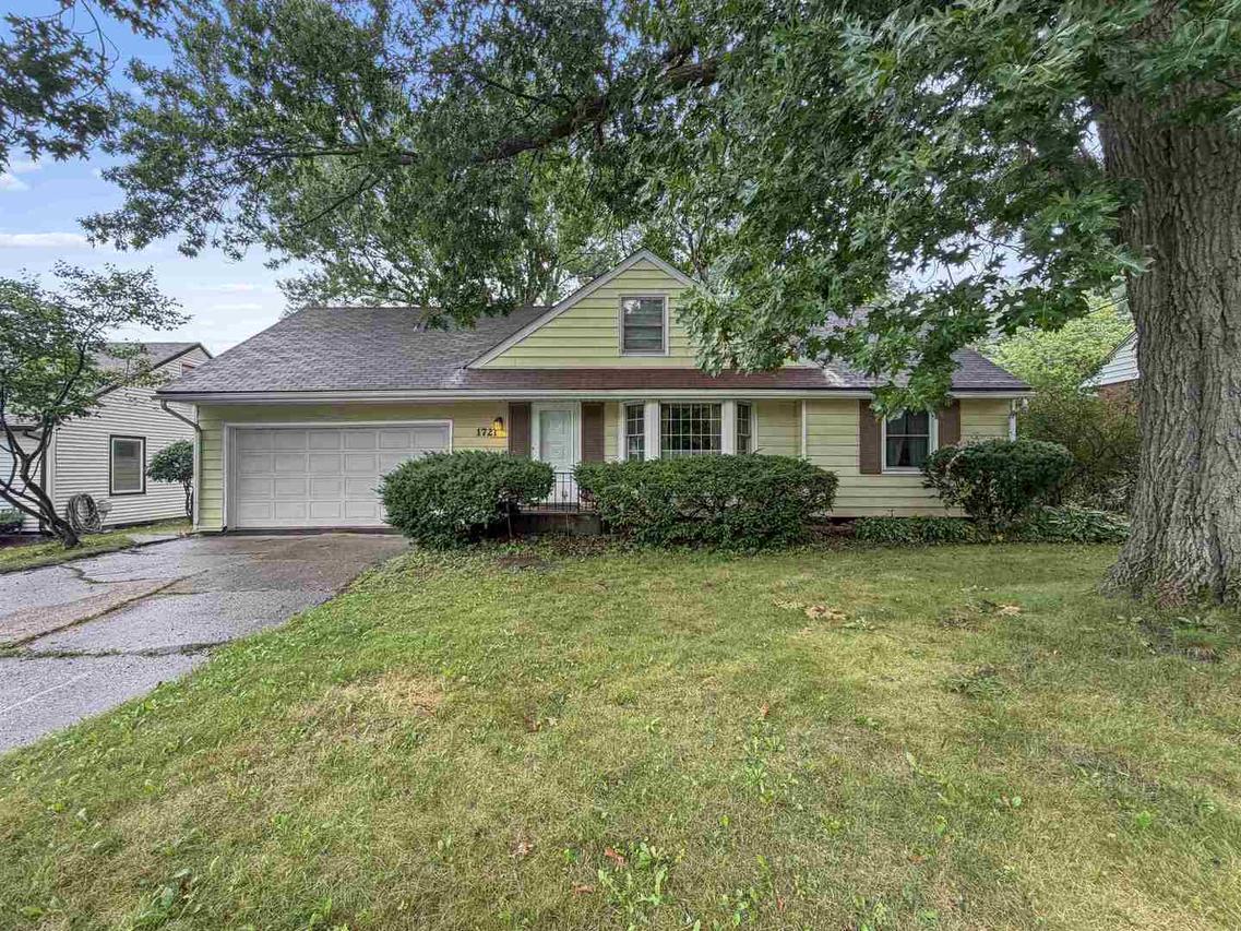 1721 Parkview Ave., Rockford, IL 61107