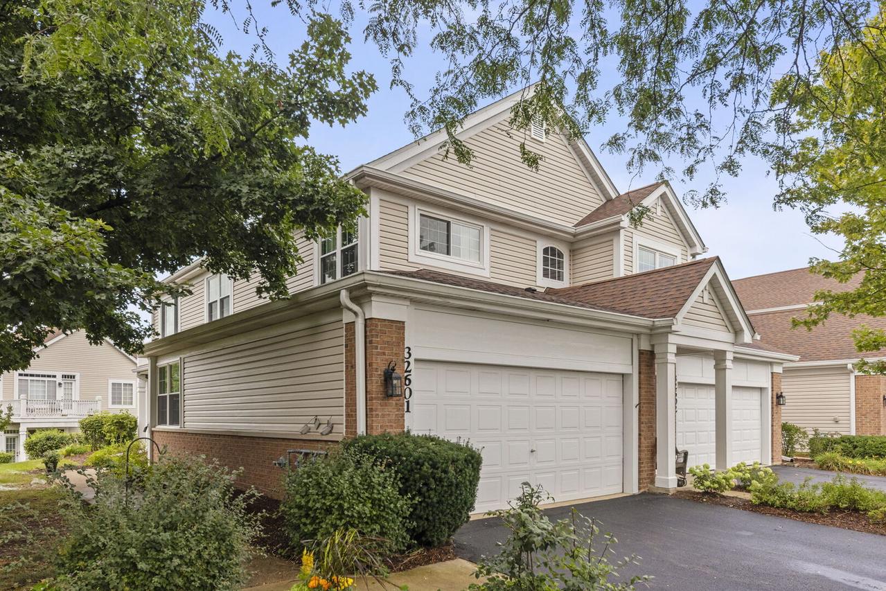 32601 Fowler Cir., Warrenville, IL 60555