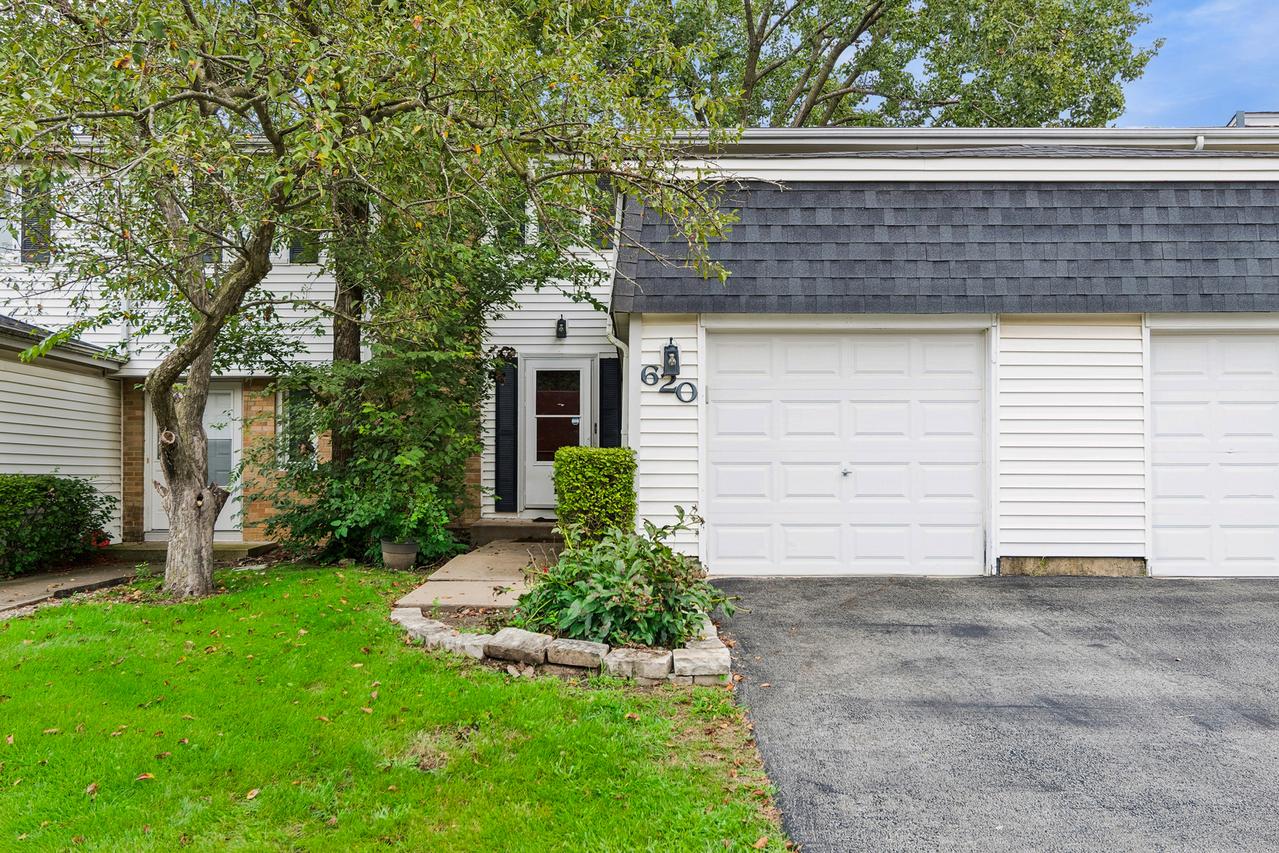 620 Olive Pl., Bolingbrook, IL 60440