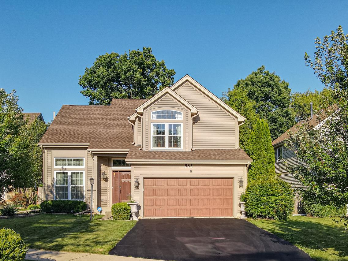 585 Marseilles Cir., Buffalo Grove, IL 60089