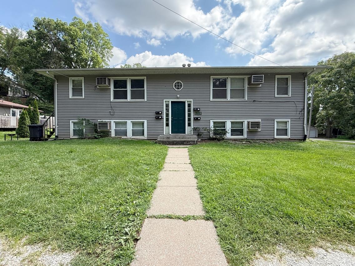 1228 24th Ave., Rock Island, IL 61201