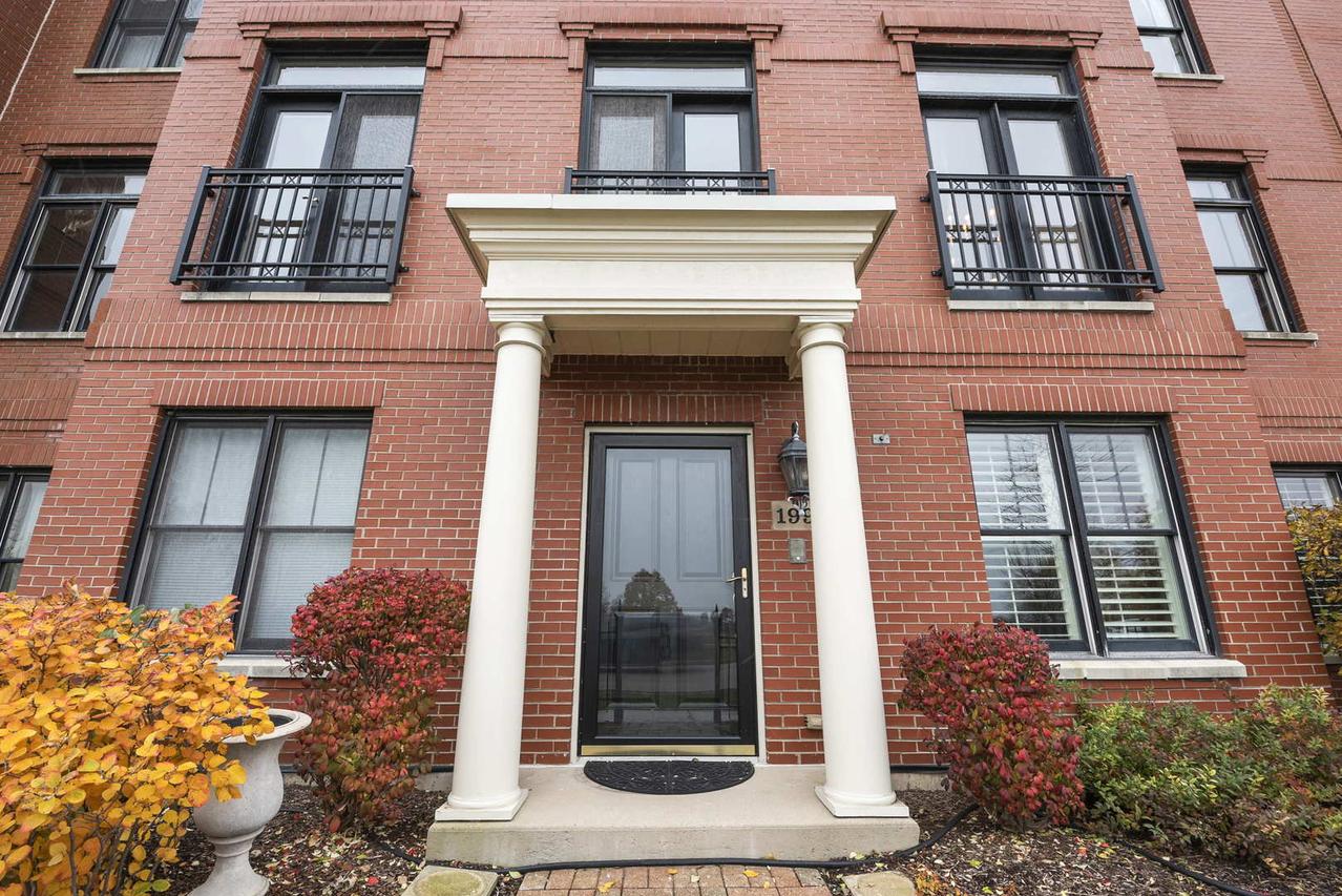 [Address Hidden by Seller], Glenview, IL 60026