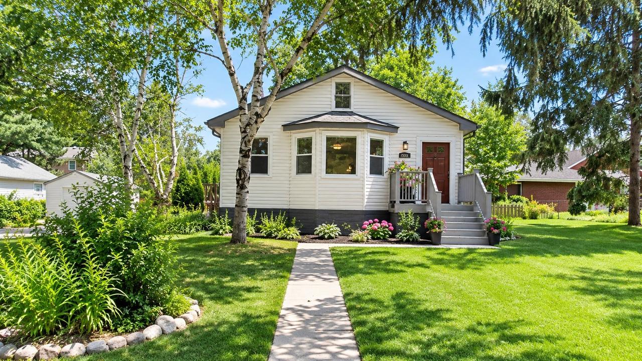 105 Millard Ave., Fox River Grove, IL 60021