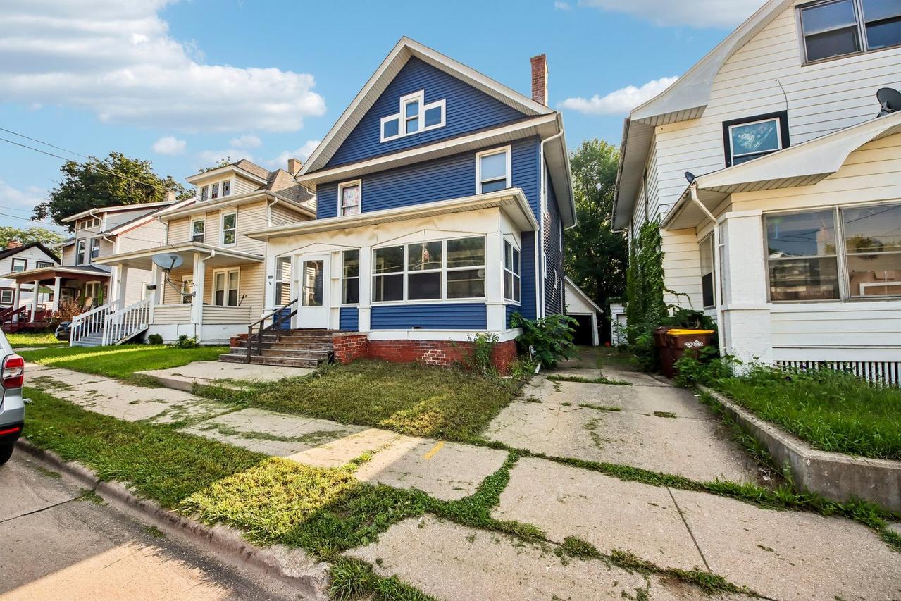 1031 Ridge Ave., Rockford, IL 61103