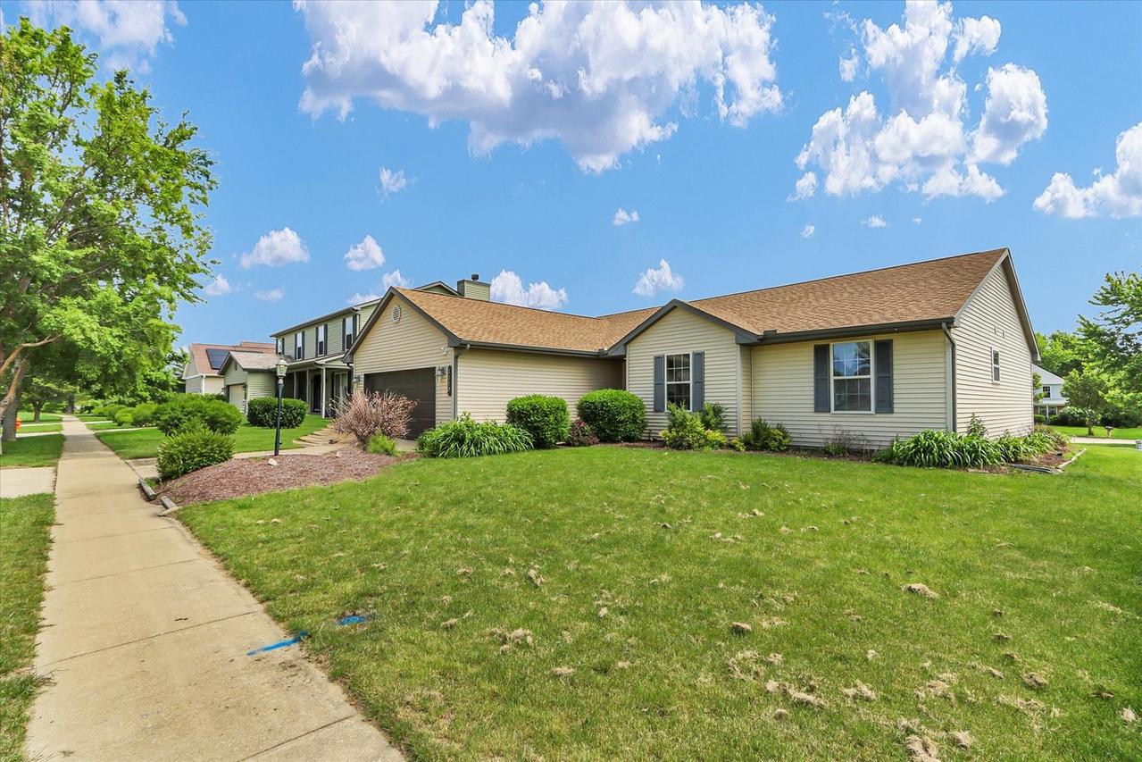 3110 Ridge Park Rd., Urbana, IL 61802