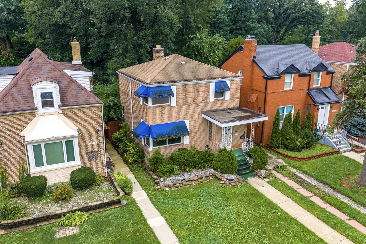 9310 S Vanderpoel Ave., Chicago, IL 60643