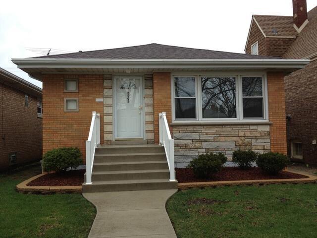 390 E Diane Dr., Buffalo Grove, IL 60089