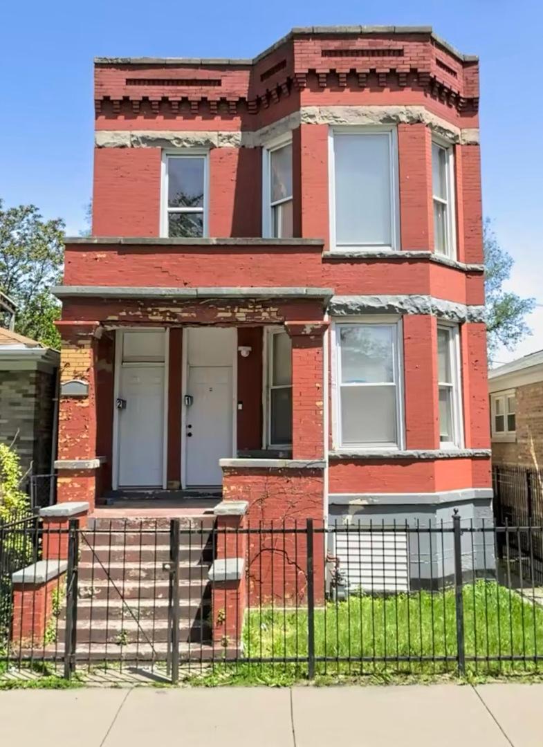 5719 S Loomis Blvd., Chicago, IL 60636