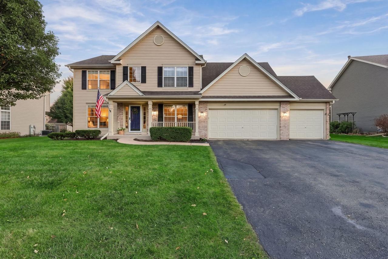502 Saratoga Ct., Oswego, IL 60543