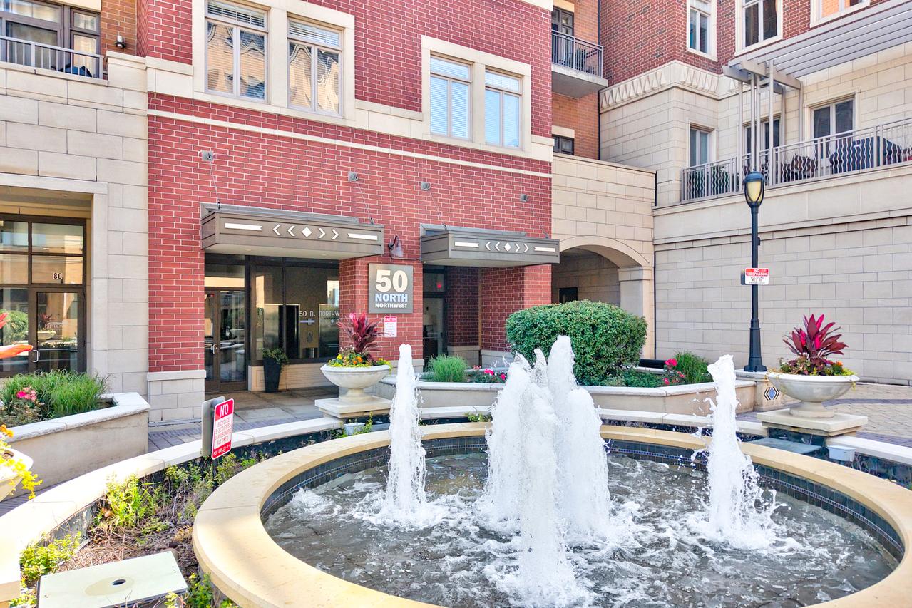 50 N Northwest Hwy. #204, Park Ridge, IL 60068