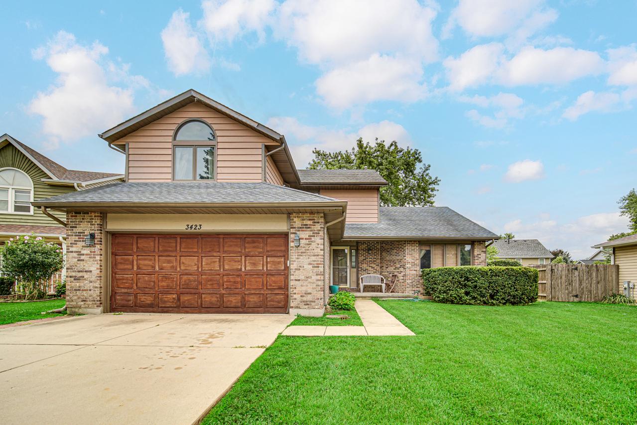 3423 Grandmore Ave., Gurnee, IL 60031