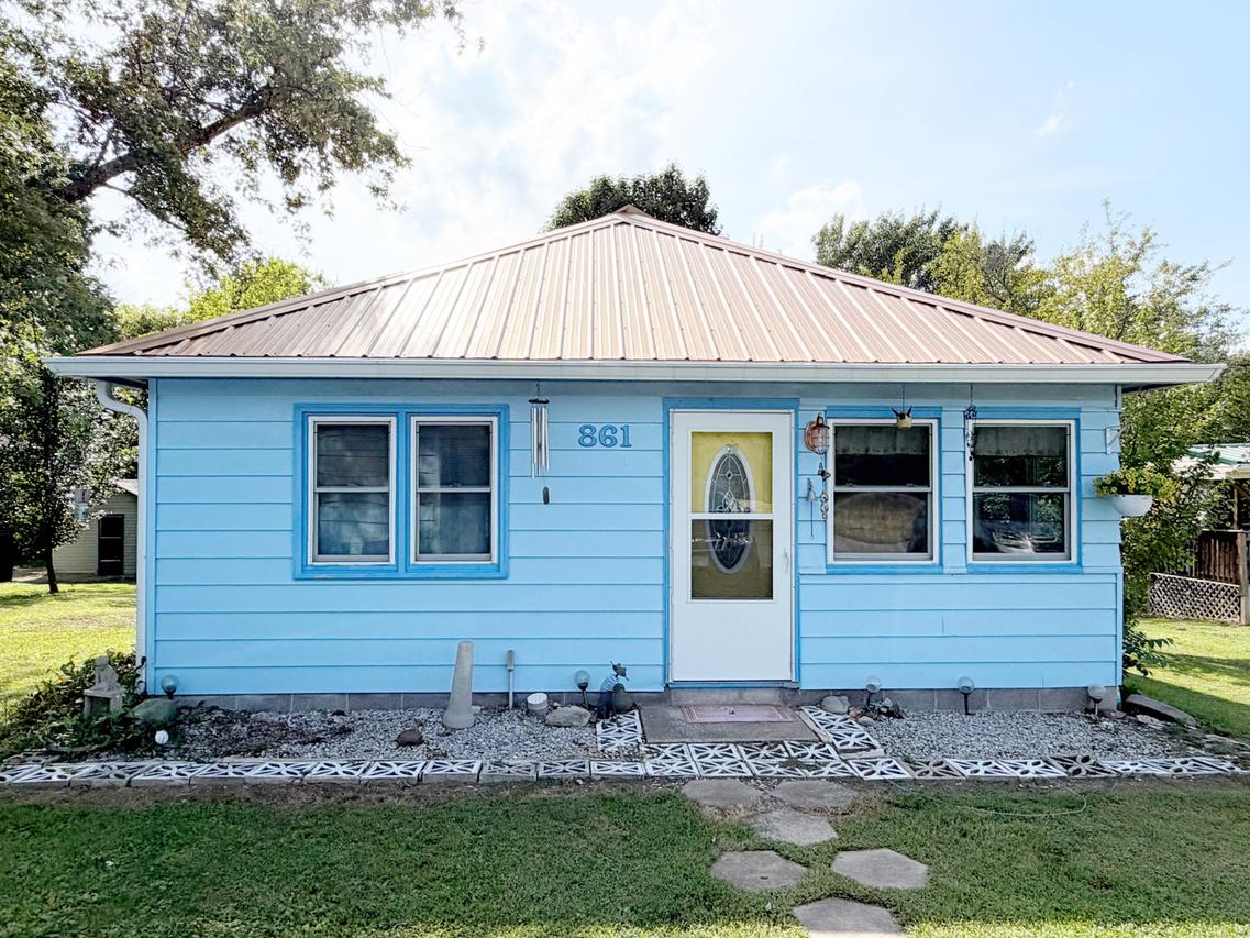 861 Old Us 51 Hwy., Makanda, IL 62958