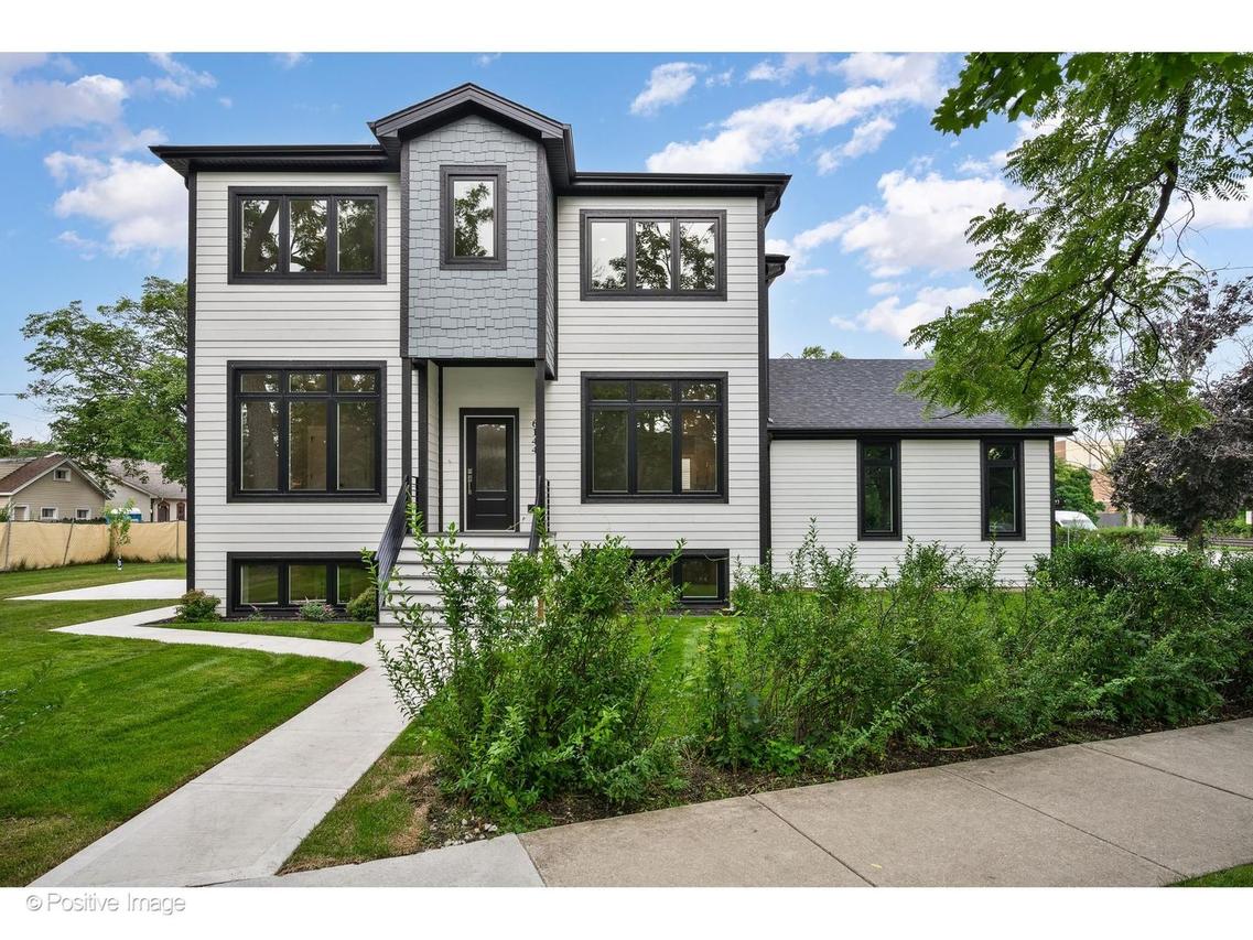 6144 N Nickerson Ave., Chicago, IL 60631