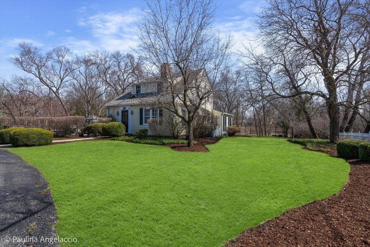 26048 W Cuba Rd., Barrington, IL 60010