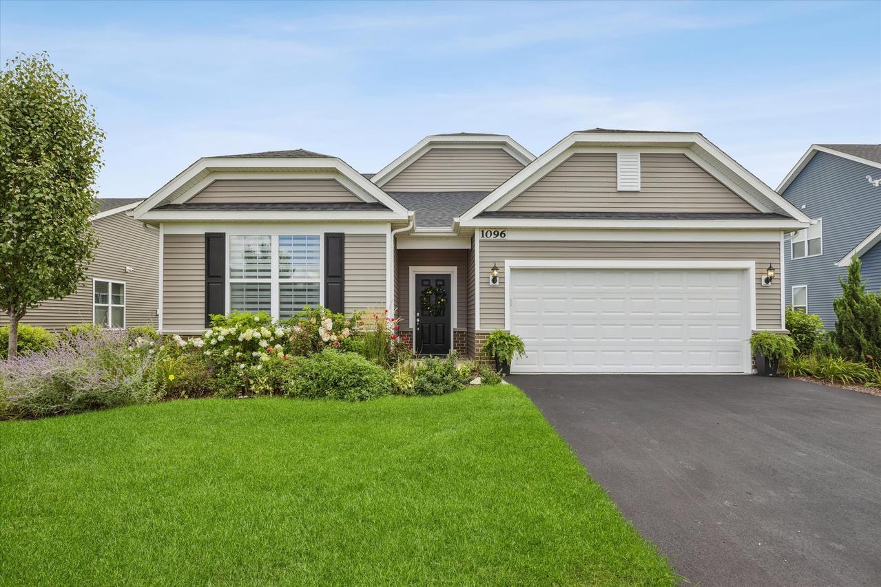 1096 Patricia Dr., Bolingbrook, IL 60490