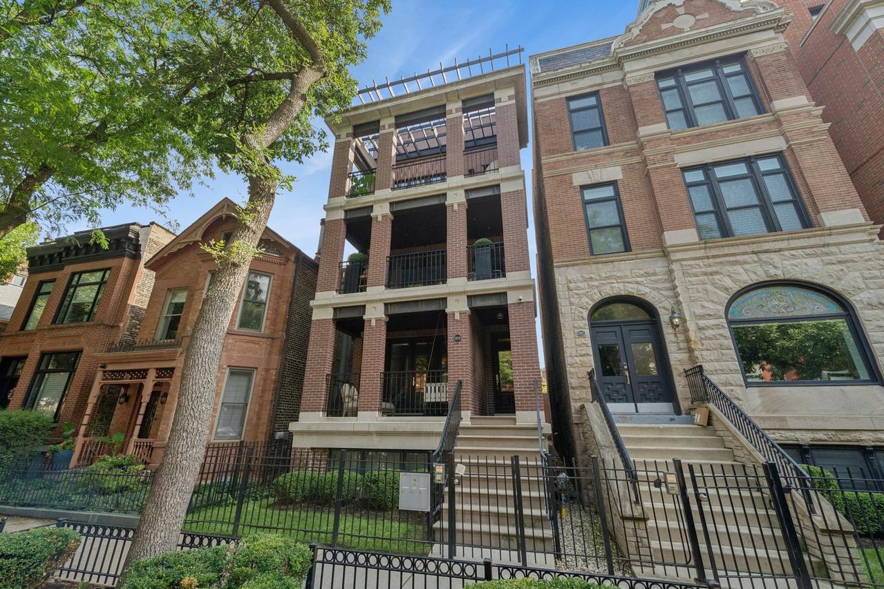 1909 N Bissell St. #2, Chicago, IL 60614