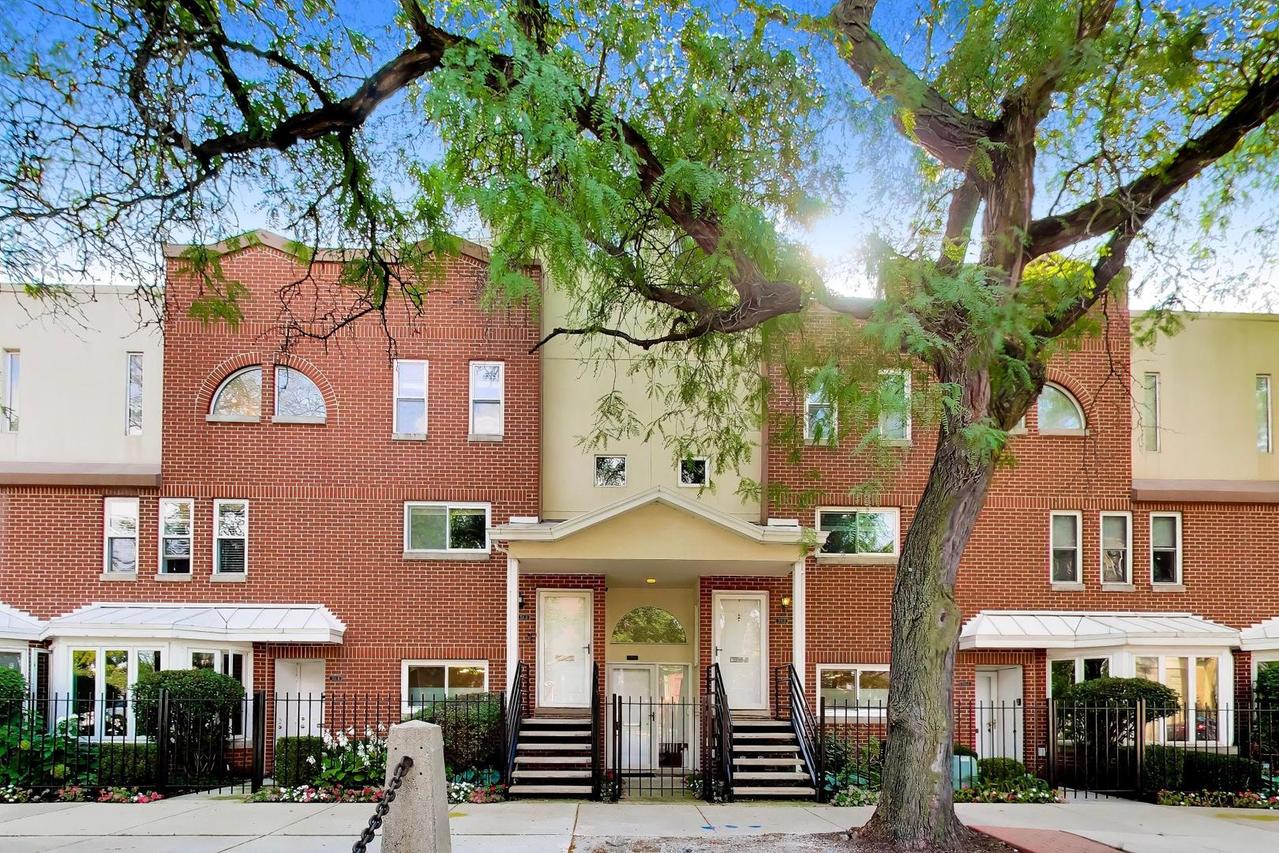 701 S Carpenter St. #C, Chicago, IL 60607