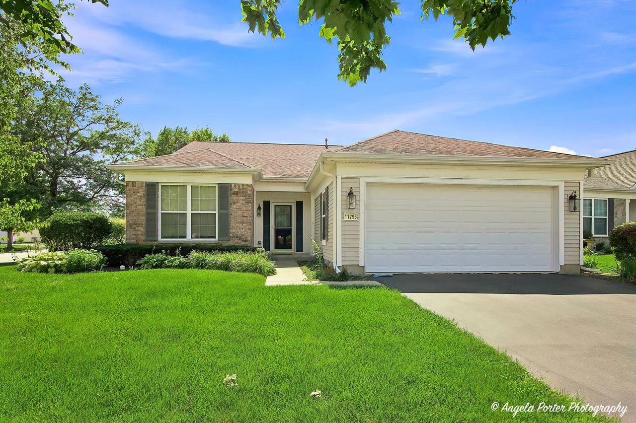 11796 Borhart Dr., Huntley, IL 60142