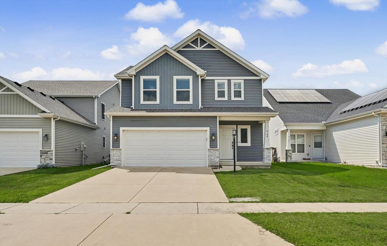 3139 Palmer Dr., Champaign, IL 61822