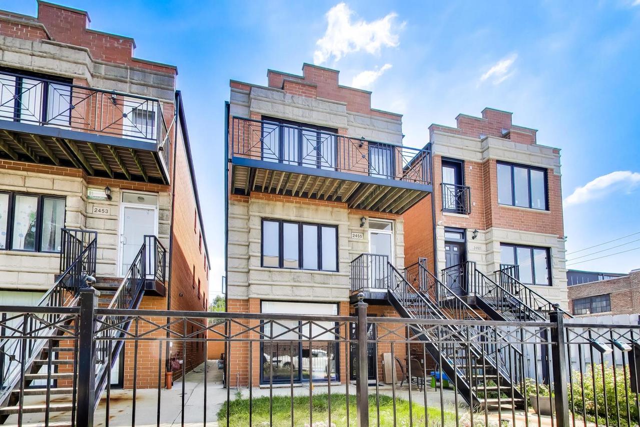 2455 W Arthington St. #2, Chicago, IL 60612