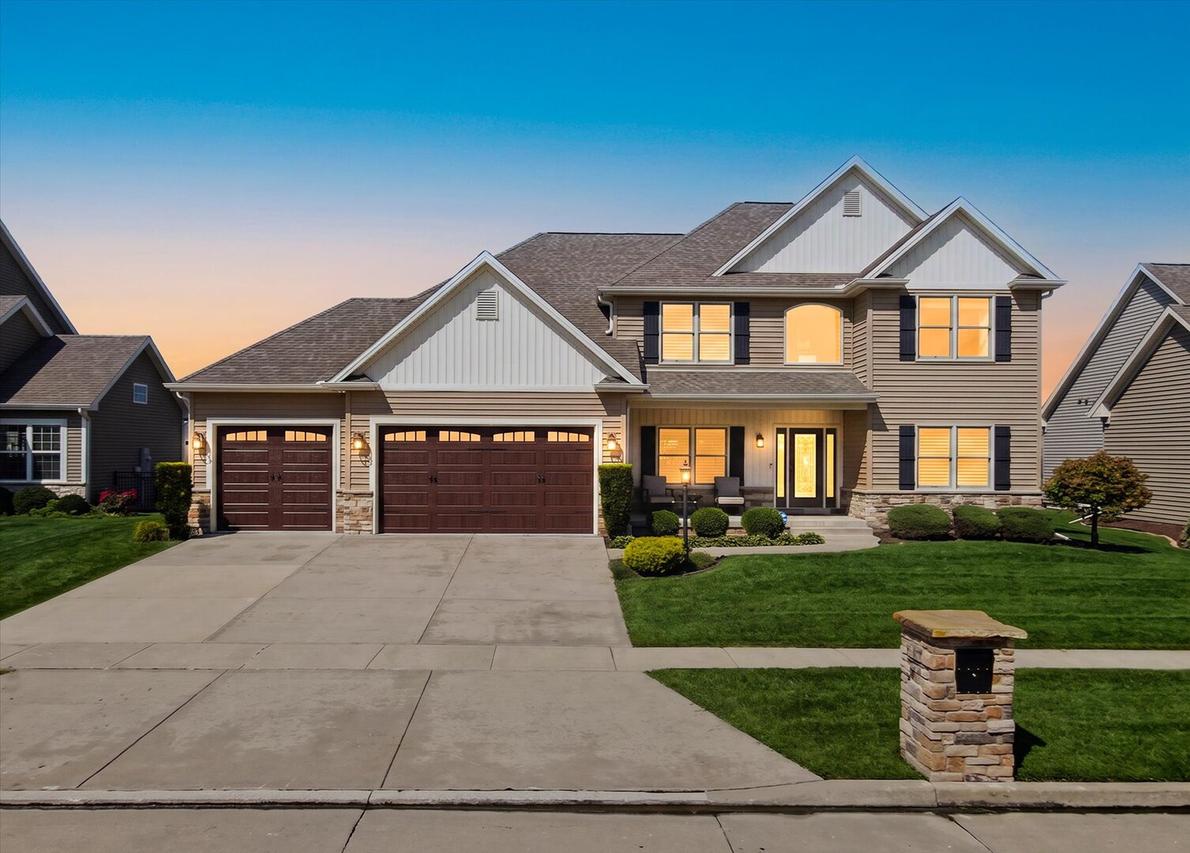1909 Savanna Dr., Champaign, IL 61822