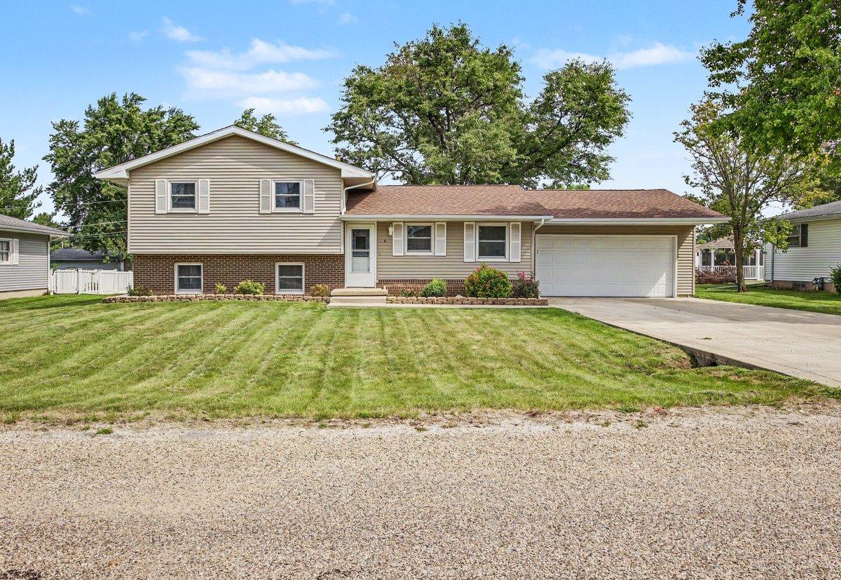 10 Imperial Dr., Streator, IL 61364