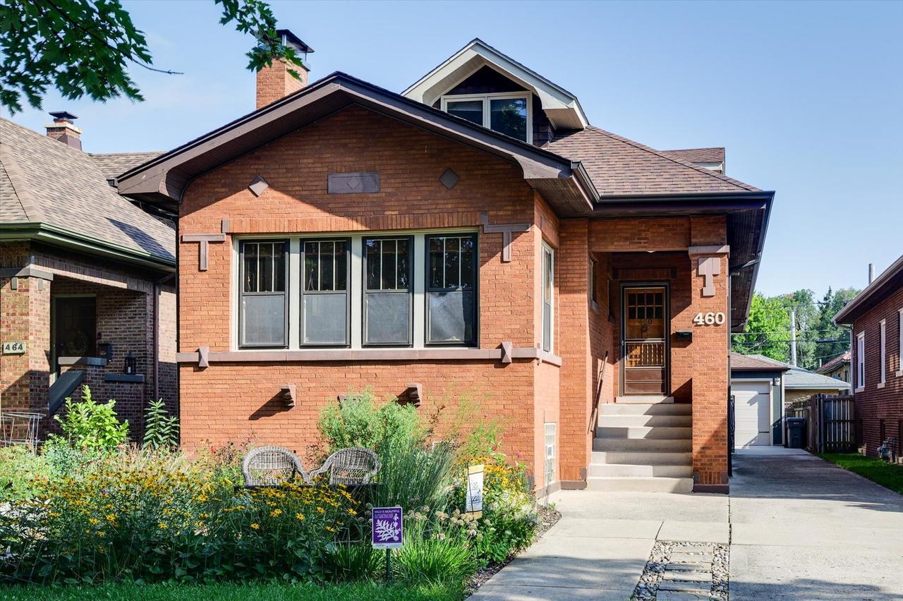 460 Lenox St., Oak Park, IL 60302