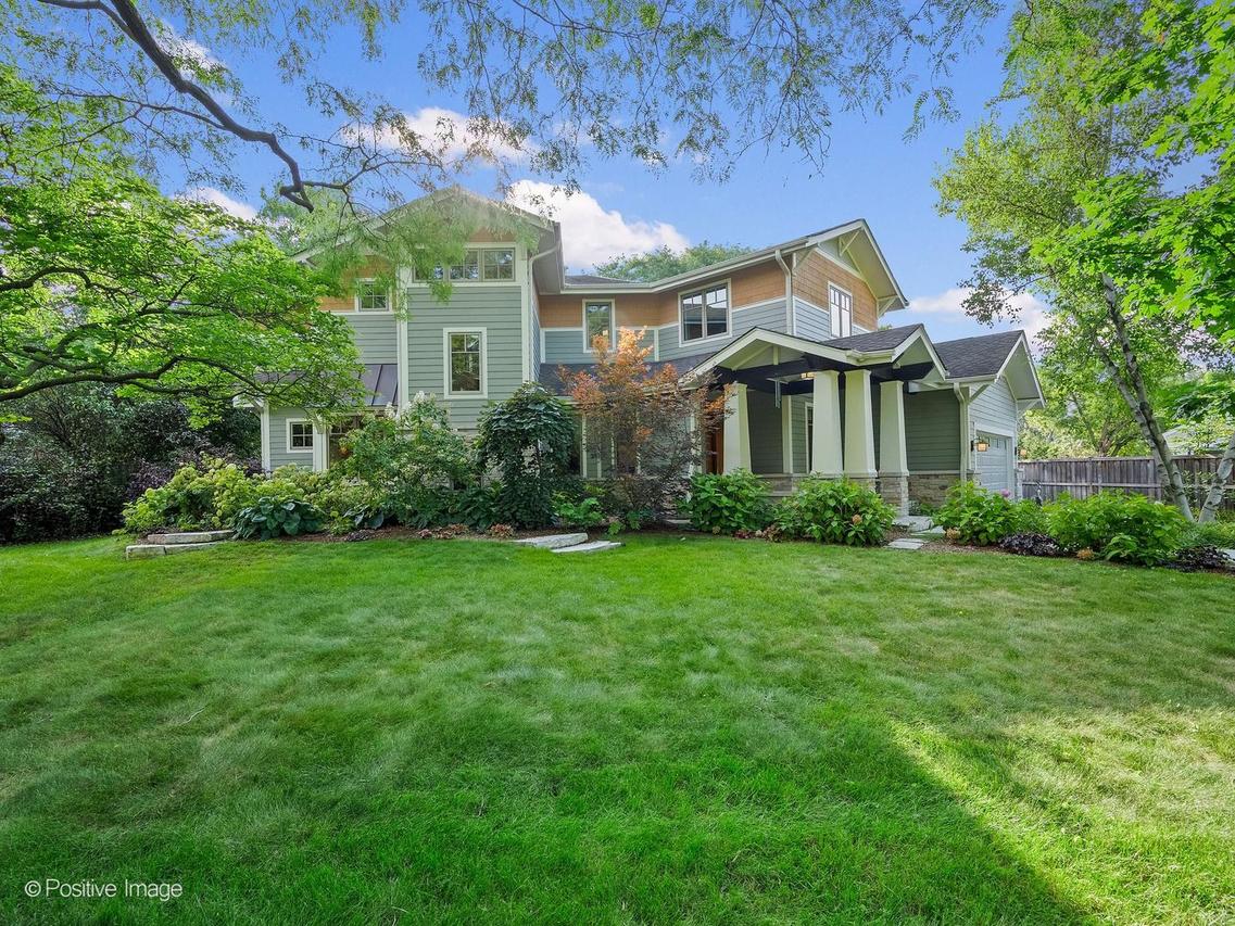 5912 Sunset Ave., La Grange Highlands, IL 60525