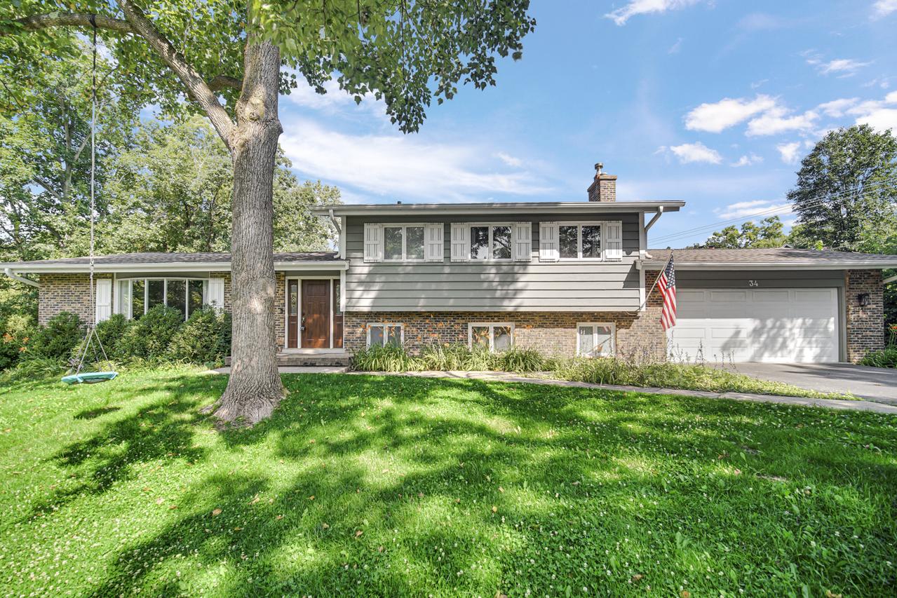 34 Londonderry Ln., Lincolnshire, IL 60069